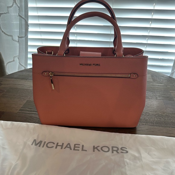 Micheal Kora purse - Picture 2 of 7